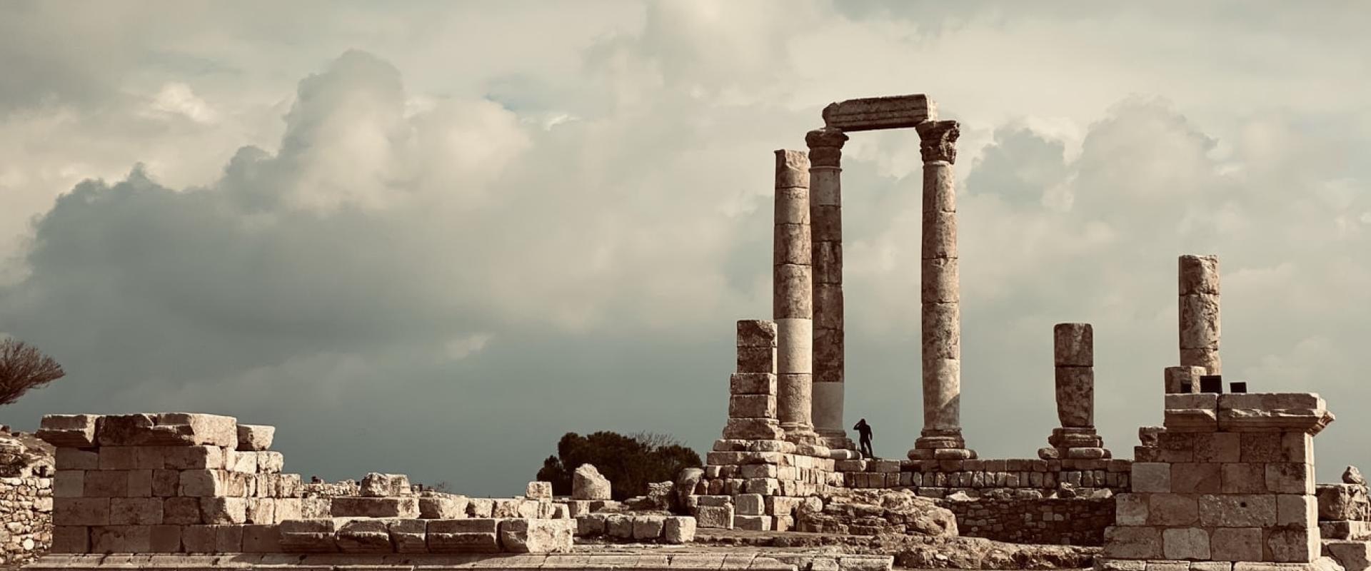 صورة جبل القلعة للمصور yeswanth M