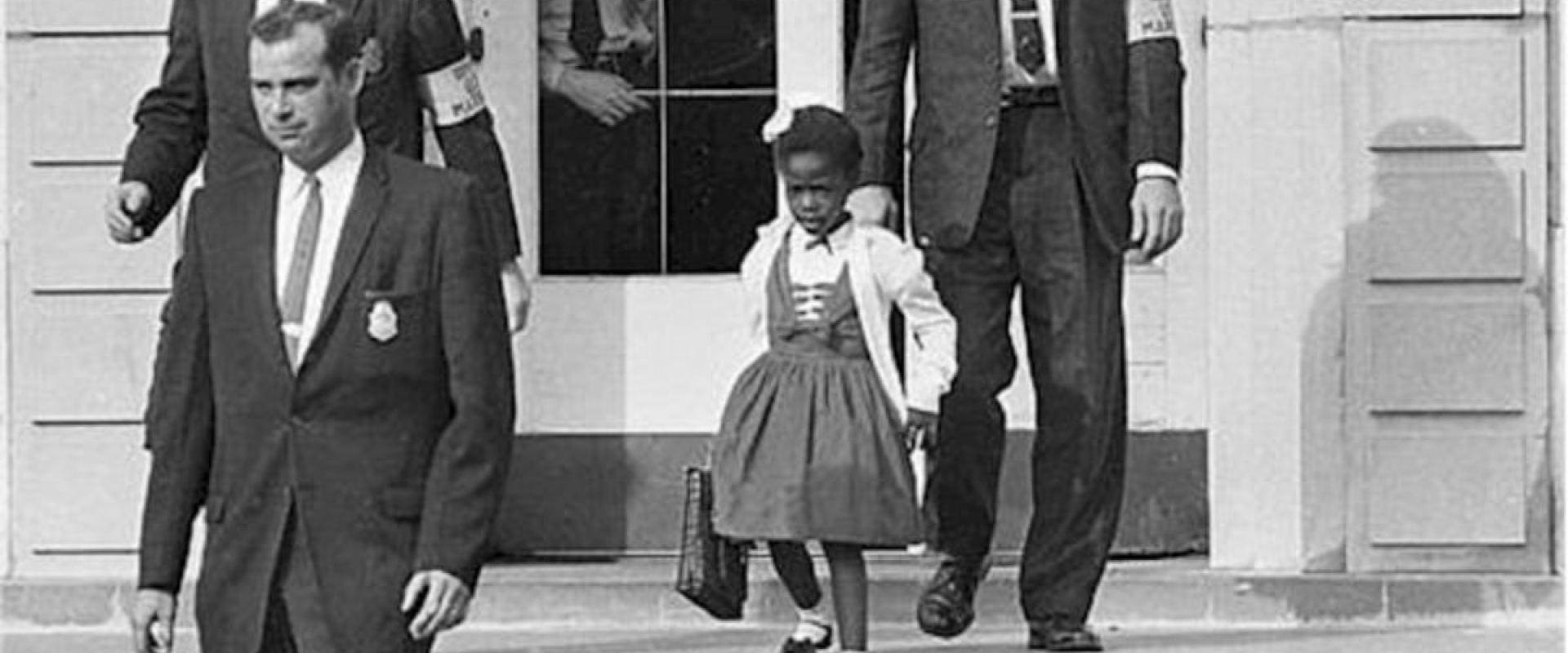 مصدر الصورة Biography