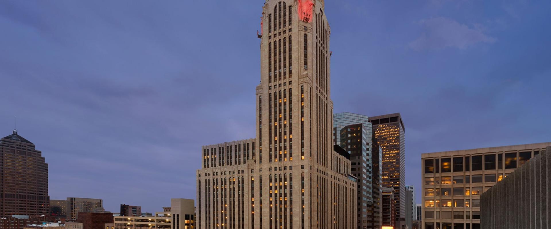 صورة لبرج leveque نقلا عن موقع الفندق