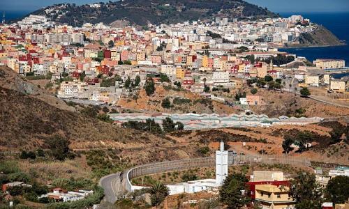 جيب سبتة الإسباني الواقع في شمال إفريقيا والذي يقع قبالة مضيق جبل طارق.أ ف ب